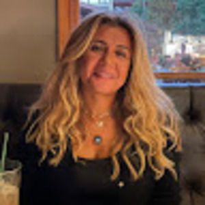 Meet your Posher, Hadya